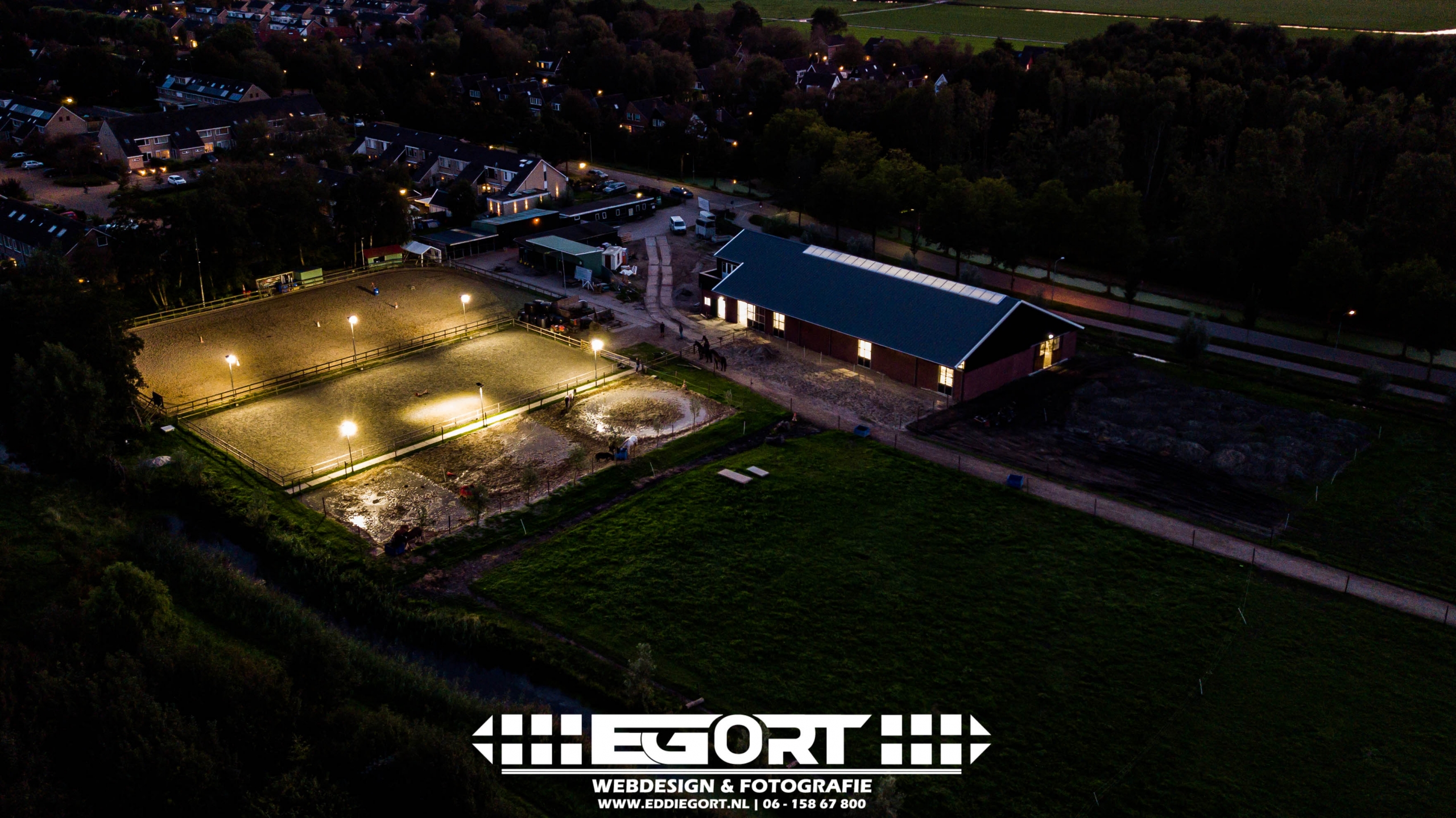 Luchtfotografie – Stal in aanbouw eddiegort